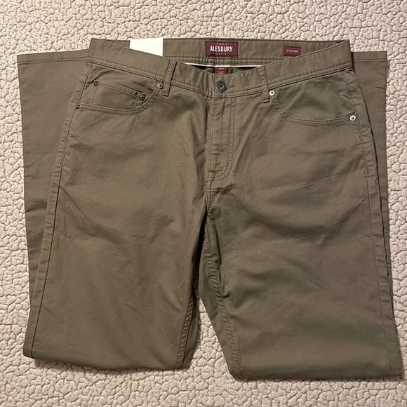 ALESBURY Bedford Cord Pants 33x32 NWT - Picture 1 of 4
